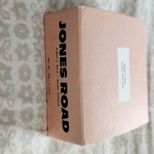 Bobbi Brown Jones Road Miracle Balm